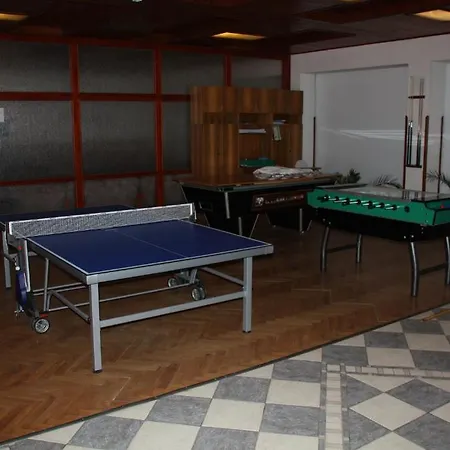 Sportovne Rekreacni Areal Raj Üdülőpark Kněžmost