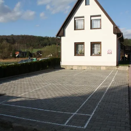 Sportovne Rekreacni Areal Raj Üdülőpark *